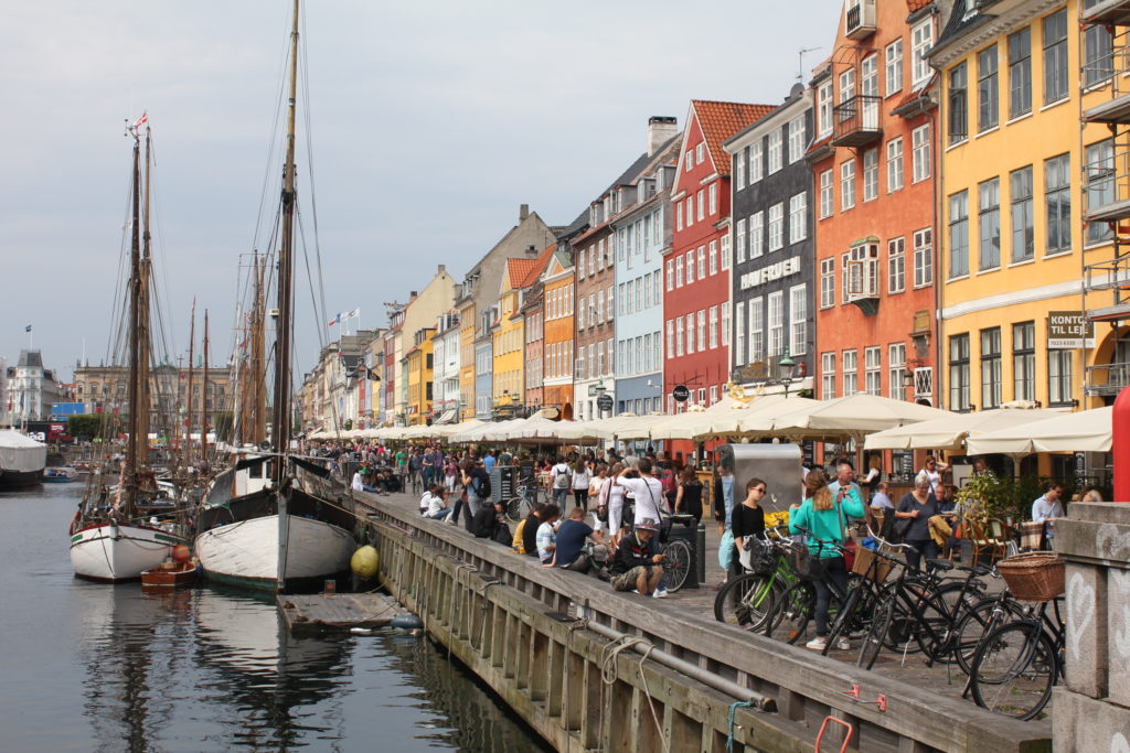 Boat on main st Copenhagen